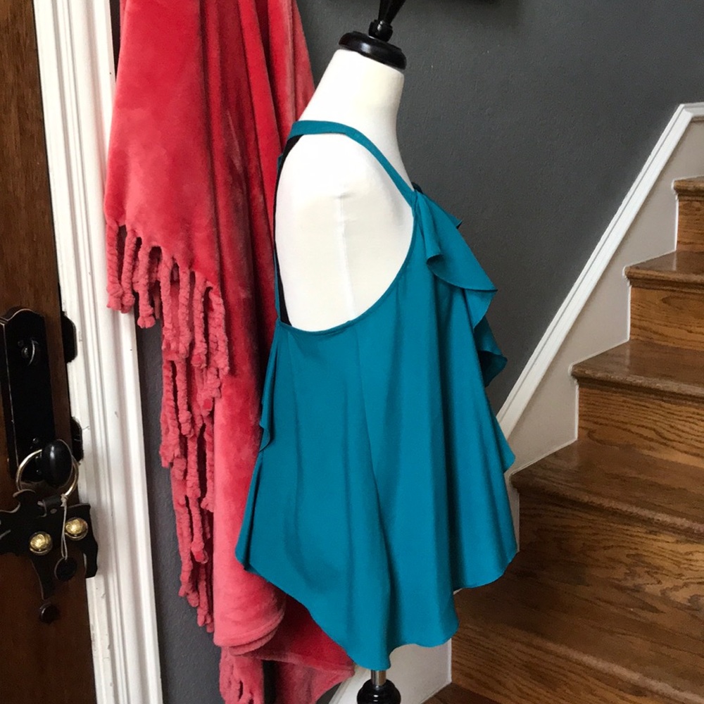 {BCBGeneration} ‘Blue Bird’ Ruffled Top 🖤💙💚 - Picture 3 of 6